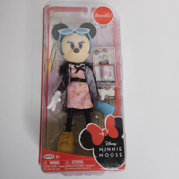 New Disney Sweet Latte Minnie Mouse Figure - Picture 6 of 10